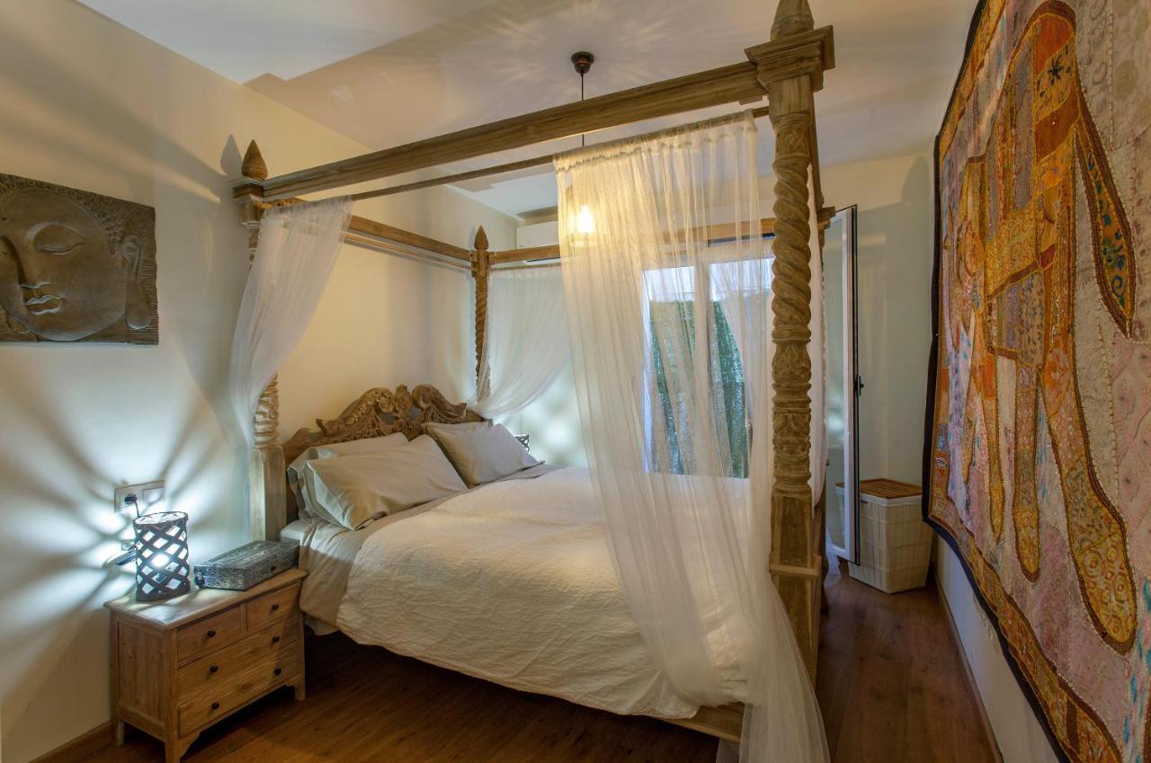 Luxurious & Alluring Home In Historic Town バレンシア エクステリア 写真
