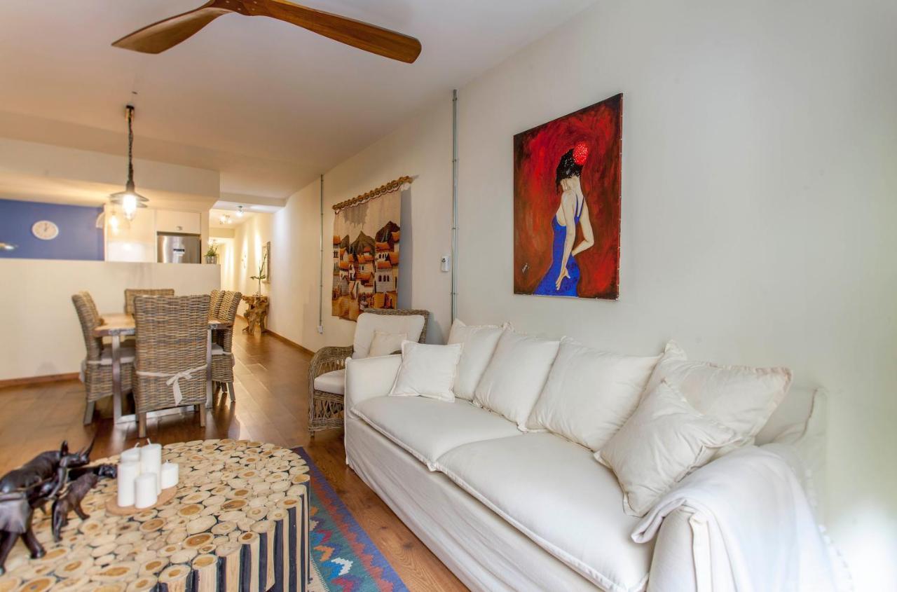 Luxurious & Alluring Home In Historic Town バレンシア エクステリア 写真