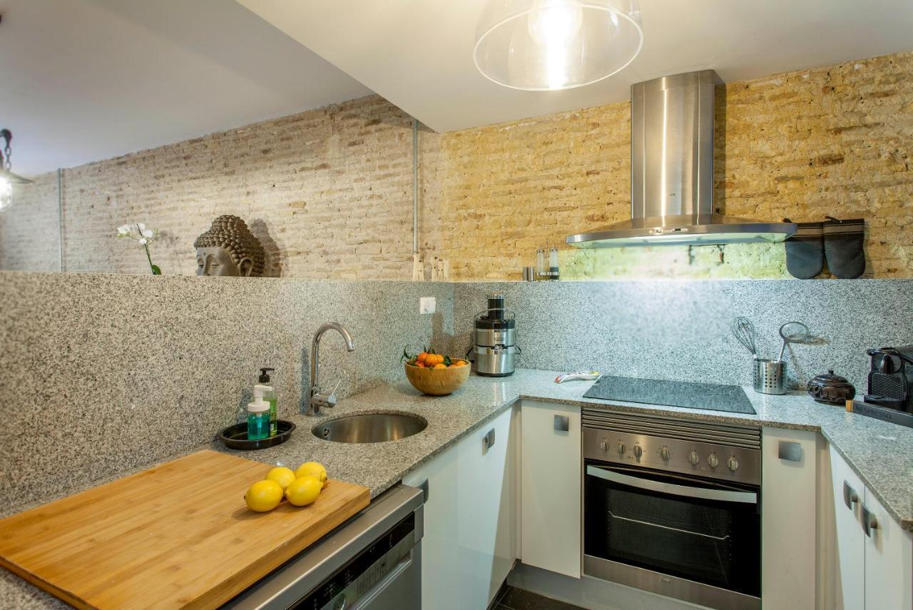 Luxurious & Alluring Home In Historic Town バレンシア エクステリア 写真
