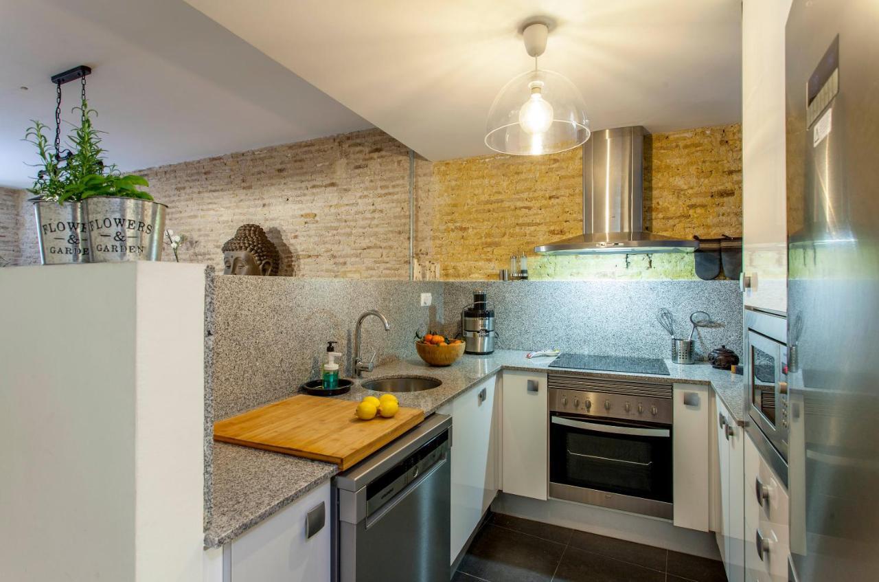 Luxurious & Alluring Home In Historic Town バレンシア エクステリア 写真